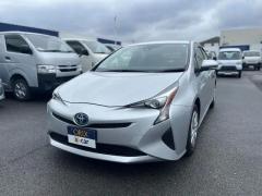 トヨタ プリウス