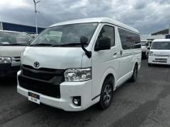 トヨタ ハイエースワゴン